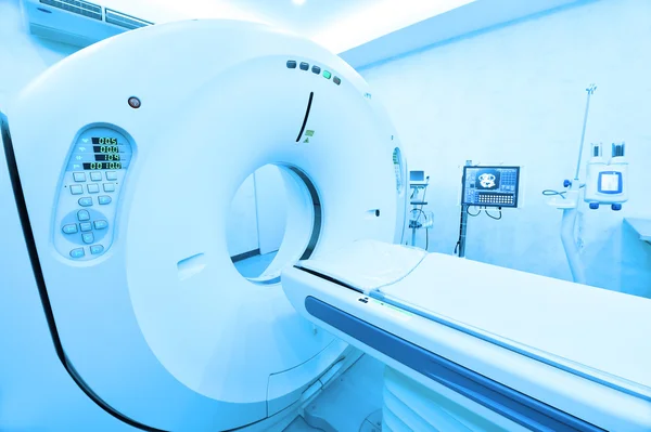 Sala de tomografía computarizada en el hospital — Foto de Stock