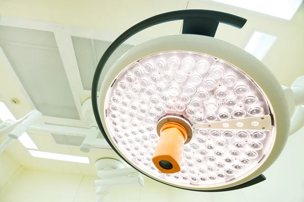 Surgical lamps in operation room — Stock Photo, Image