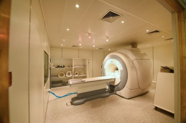 Mr'ı inceden inceye gözden geçirmek Oda 