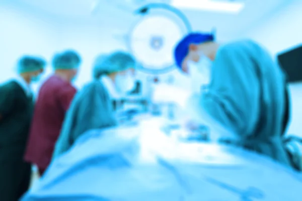 Borrão de grupo de cirurgia veterinária na sala de operação — Fotografia de Stock