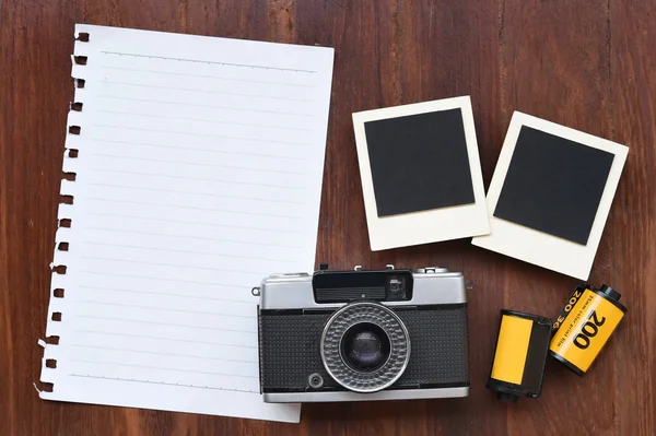 Boş kağıt fotoğraf film, fotoğraf çerçeveleri ve makine ile 