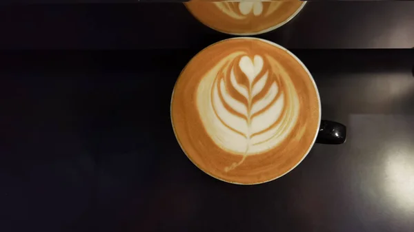Een Kopje Latte Art Koffie Voor Achtergrond — Stockfoto