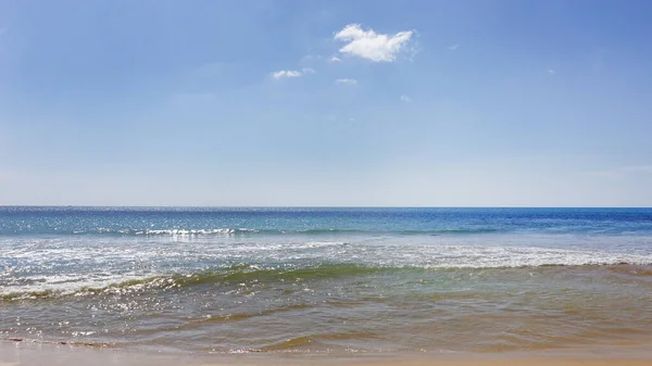 Playa Tropical Cielo Azul Naturaleza —  Fotos de Stock