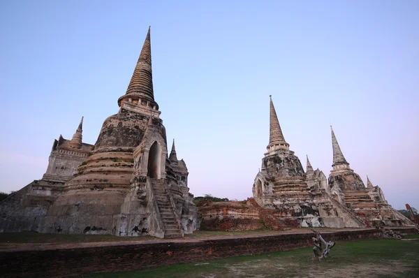 Twilight time of Wat Phra Sri Sanphet,Thailand — Stock Photo, Image