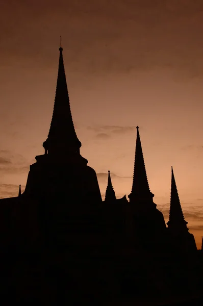 Silhouette de Wat Phra Sri Sanphet, Thaïlande — Photo