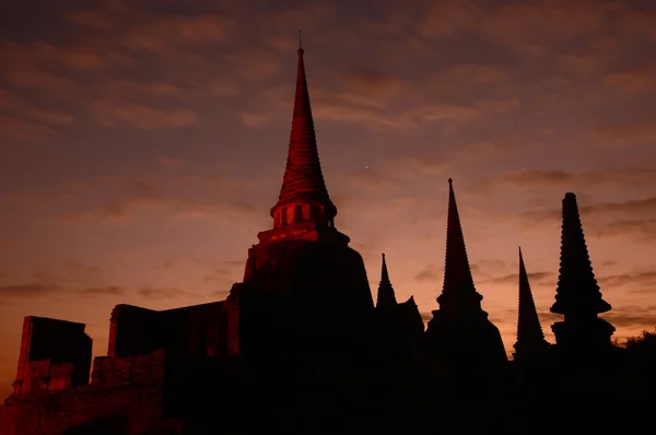 Silueta Wat Phra Srí Sanphet, Thajsko — Stock fotografie