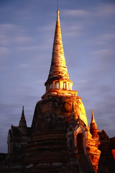 Twilight time of Wat Phra Sri Sanphet, Thailand — Stock Photo, Image