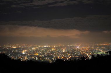 Arka plan için ışıkları ve kentsel-Tayland ile gece görüntülemek