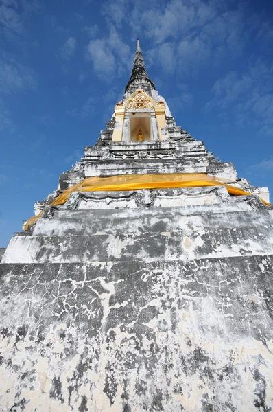 Birmanya kralı tarafından inşa edilen Che di Phukhao tanga — Stok fotoğraf
