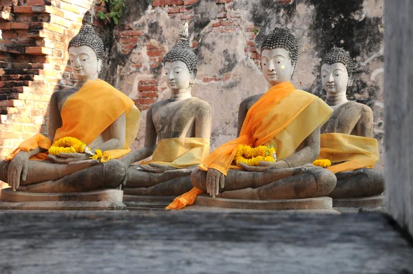 Groep van Boeddhabeeld, Wat Phutthaisawan, Thailand — Stockfoto