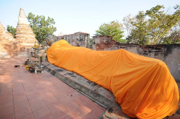 Buda uzanmış, Wat Phutthaisawan, Tayland — Stok fotoğraf