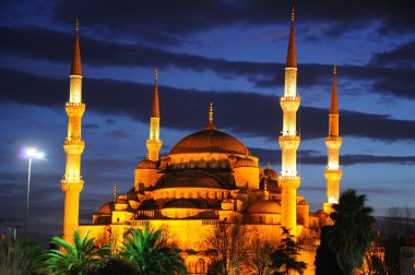 Güneş battıktan sonra Sultanahmet Camii
