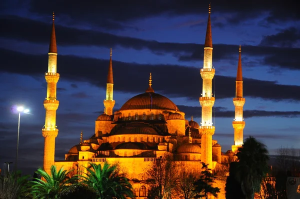 The blue Mosque after sunset — Stock Photo, Image