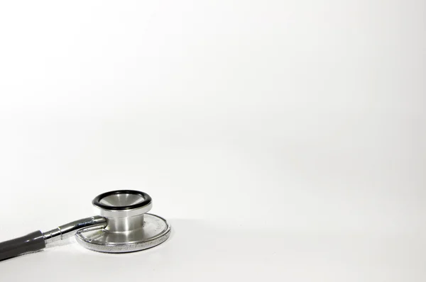 Stethoscope isolé fond blanc — Photo