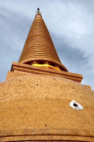 Phra prathom jedi, największy pagoda z Tajlandii — Zdjęcie stockowe