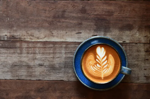 Чашка латте художньої кави — стокове фото