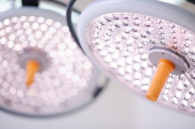 iki ameliyat lambaları