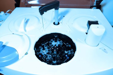 Zaman atlamalı kan testi makine laboratuvar