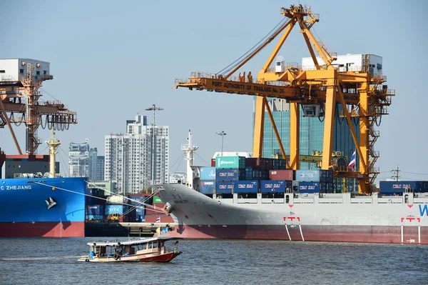 BANGKOK, February 26,2015: Port Authority of Thailand — Stock Photo, Image