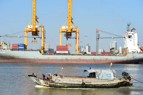 BANGKOK, February 26,2015: Port Authority of Thailand — Stock Photo, Image