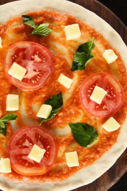 Pizza ve pizza için malzemeler