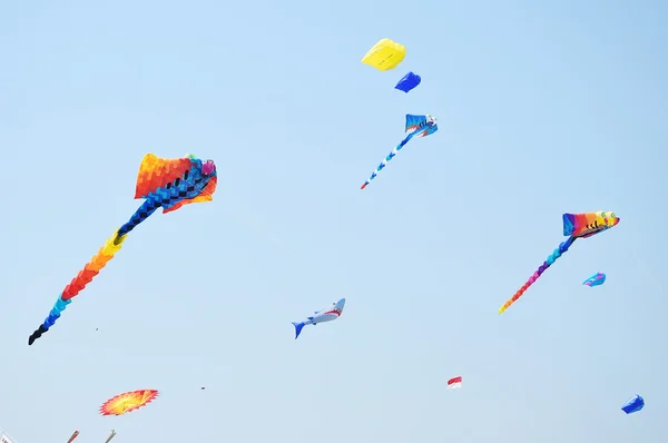 CHA- AM BEACH - MARCH 28: Thailand International Kite Festival — Stock Photo, Image