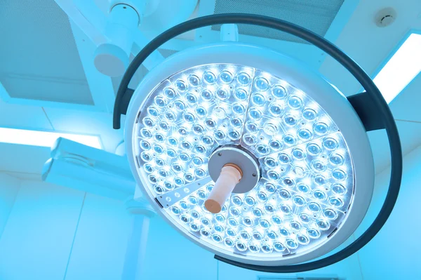 Surgical lamps in operation room — Stock Photo, Image