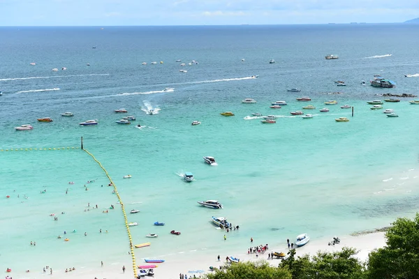 Koh Larn wyspie tropikalnej plaży, najbardziej znane wyspy pattaya City — Zdjęcie stockowe