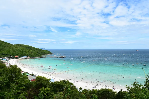 柯兰岛岛地处热带的海滩，最有名的岛屿的芭堤雅市 — 图库照片