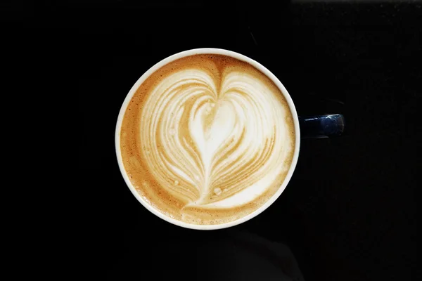 라떼 아트 커피 한 잔 — 스톡 사진