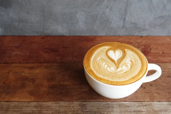Kopp latte art kaffe — Stockfoto