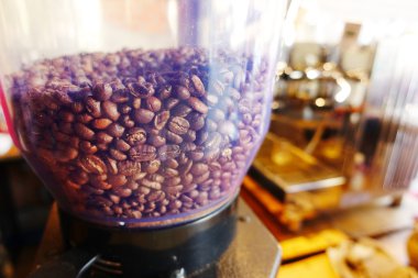 Kahve çekirdekleri Kahve değirmeni