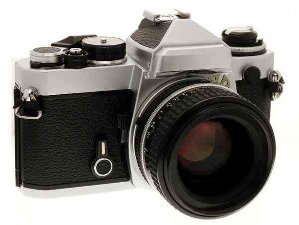 35mm tek objektifli refleks fotoğraf makinesi
