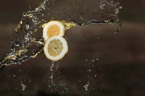 Lemon water drops — Stock Photo, Image