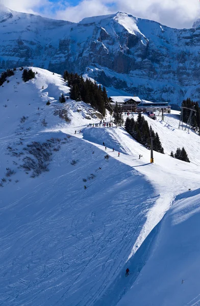 Blick auf die Skipisten croix de culet — Stockfoto