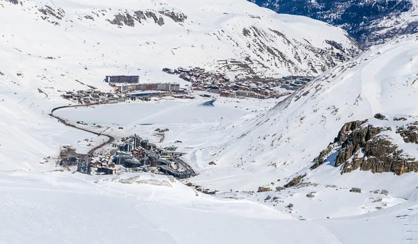 Sabah görünümü Tignes, Fransa. — Stok fotoğraf