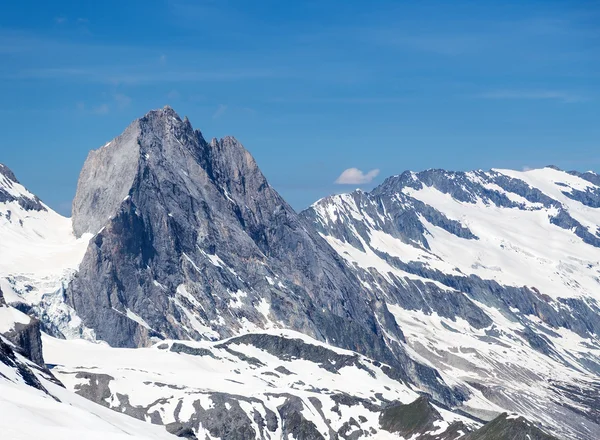 Grande roccia . — Foto Stock