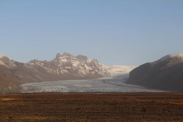 Icelandic glacier in dusty day — Stock Photo, Image