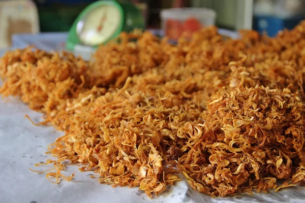 Satmaya hazır rendelenmiş kızarmış