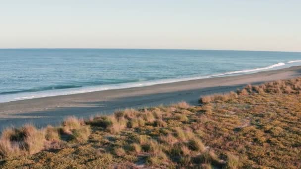 Foam Waves Ocean Empty Beach — Stock Video