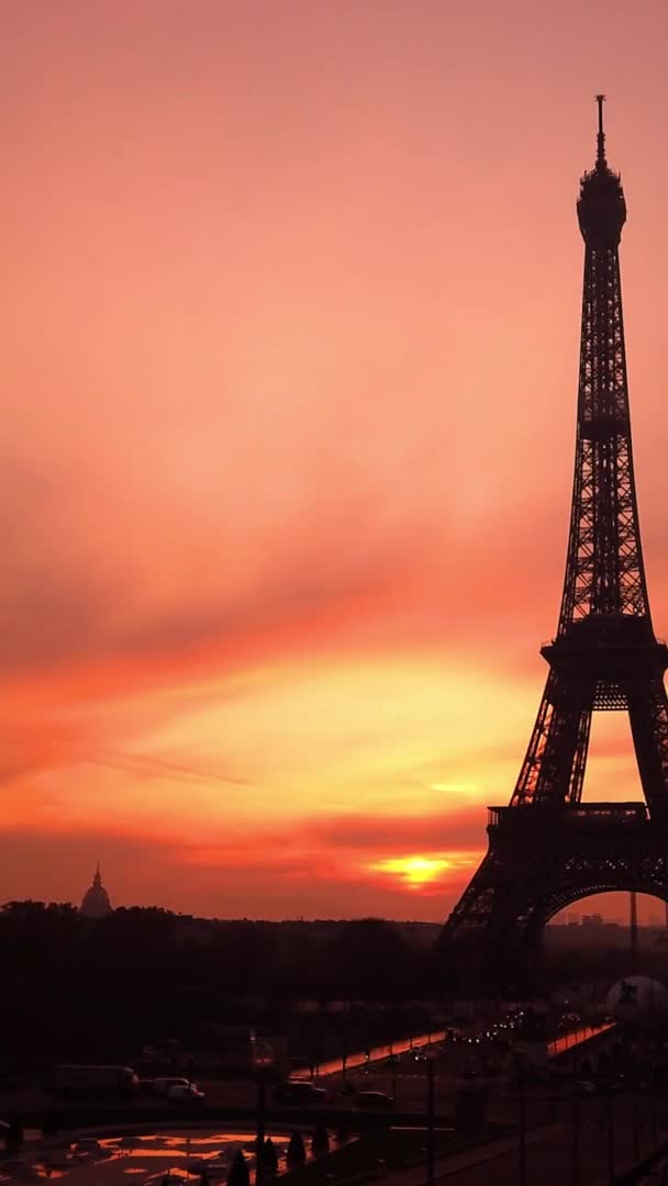 Paris França Circa Novembro 2019 Silhueta Torre Eiffel Nascer Sol — Vídeo de Stock