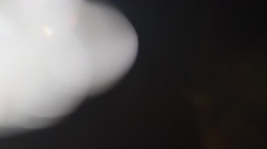 Geçiş İçin Soyut Prizma Geçişi Siyah Üzerindeki Hızlı Efektler.