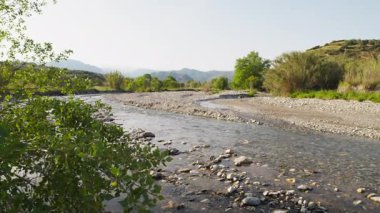 İtalya 'da sel neredeyse kuraklık tehlikesi var.