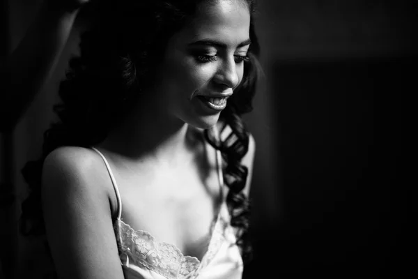 Sensual portrait of beautiful bride — Stock Photo, Image