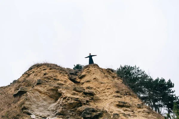 英俊的胡子神父的肖像 — 图库照片