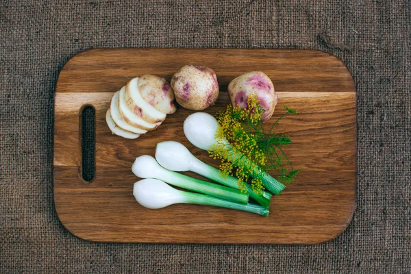 Приготування зі свіжими овочами — стокове фото