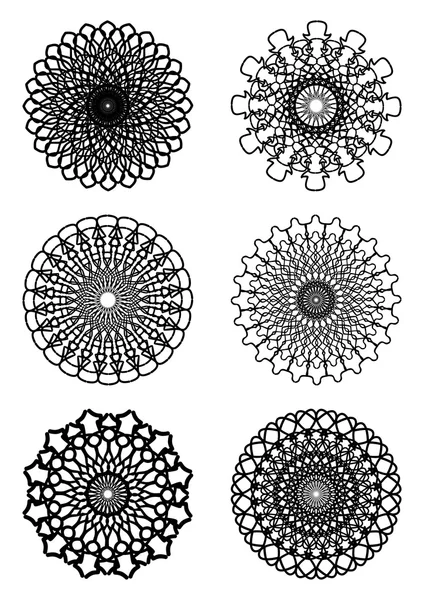 Un ensemble de motifs de dentelle circulaire en blanc et noir — Image vectorielle