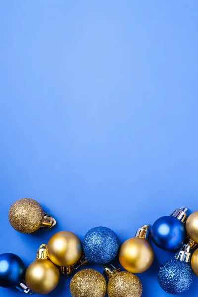 Christmas Composition Blue Golden Ornament Baubles Decorations Copy Space — Stock Photo, Image