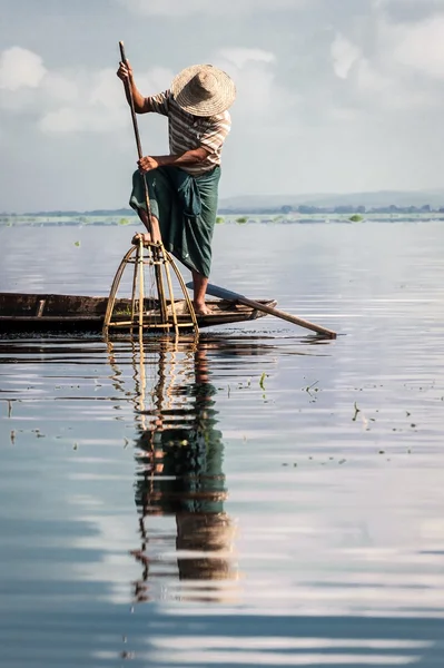 Burmese Fishman — Stock Photo, Image