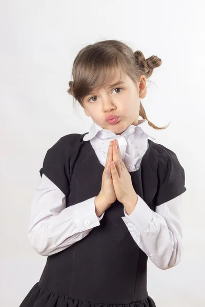 Niña, colegiala, dos coletas, vestido de escuela, camisa blanca —  Fotos de Stock